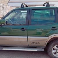 Nissan Terrano II