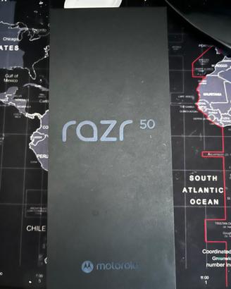 motorola razr 50 nuovo di pacca