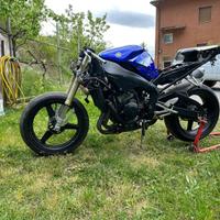 Yamaha R1 avantreno