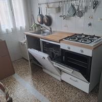 PICCOLA  CUCINA
