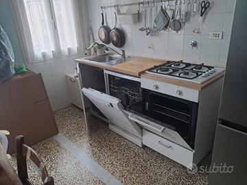 PICCOLA  CUCINA
