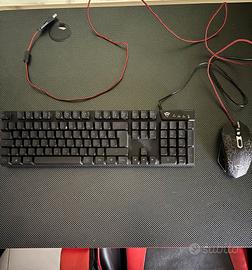 Mouse e tastiera da gaming 