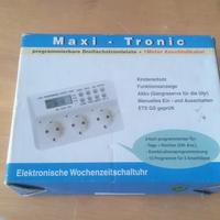 Timer digitale a tre prese indipendenti