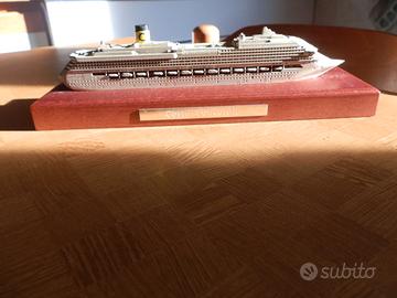 Modellino Costa Concordia