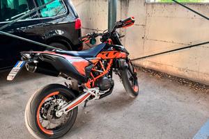 KTM 690 SMCR
