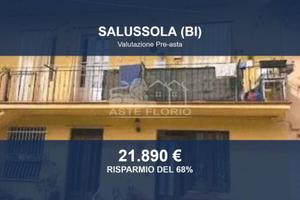 Immobile in asta di 247 m² con box auto a Salussol