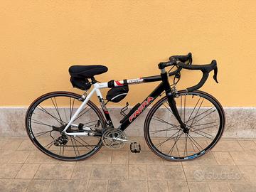 FRERA MOUNTAINBIKE nera con accessori