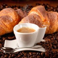 Bar con distesa esterna