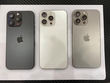Ricambi originali usati apple scocche 15 pro e max