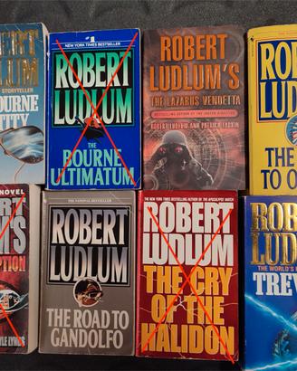 9 English Books - Robert Ludlum's novels