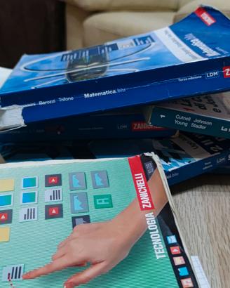 libri scolastici scuola superiore