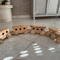 Trenino in legno
