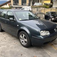 Ricambi Volkswagen Golf 2002 5 porte grigio scuro