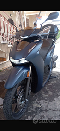 Honda sh 350