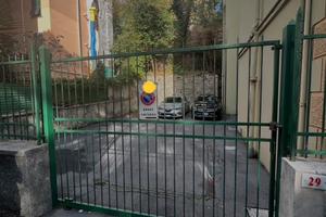 Negozio - Giardino parcheggi- cantina retro Genova