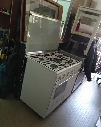 CUCINA 