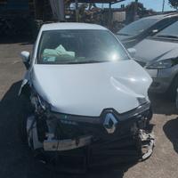 RENAULT CLIO 1.5D - ANNO 2015 - PER RICAMBI