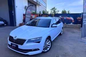 SKODA Superb 2.0 TDI 190 CV SCR DSG Wagon Laurin