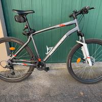 Mountain Bike Rockrider ST120