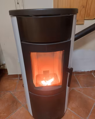 Stufa a Pellet Natural 7 Ravelli