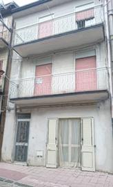 Casa indipendente a FLORESTA (ME)