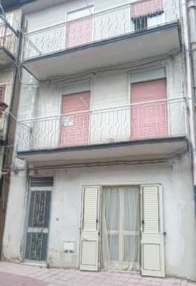 Casa indipendente a FLORESTA (ME)