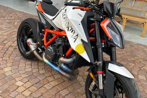 KTM 1290 R anno 2020