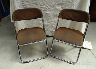 Coppia di sedie vibtage in metallo plastica e tess