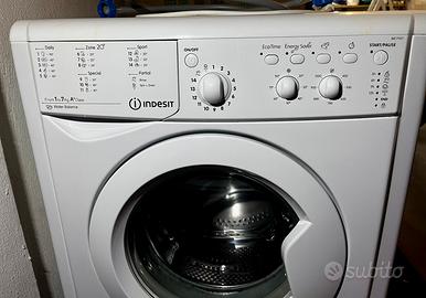 Lavatrice Indesit 7kg classe A+