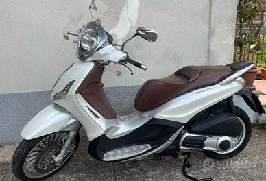 Piaggio Beverly 125