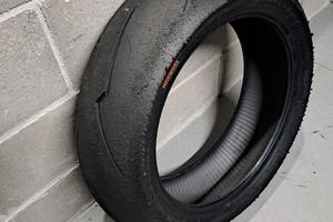 Pirelli Diablo Supercorsa V2 200 55 17 SC1
