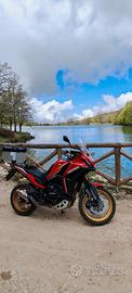 Moto Morini Xcape 650 Gold wheels 