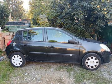 Renault Clio 2006