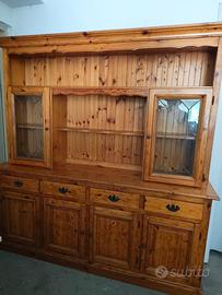 Mobile in Legno di Pino Russo