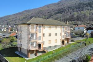 3 LOCALI A CHIOMONTE