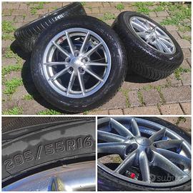 Set Cerchi con pneumatici (datati) 205/55R16