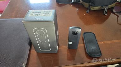 fotocamera RICOH Theta V
