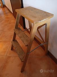 scaletta Ikea in bamboo, solida e richiudibile 