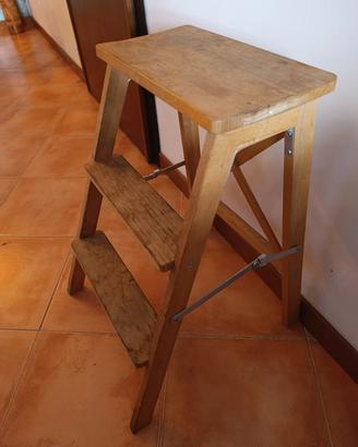 scaletta Ikea in bamboo, solida e richiudibile 