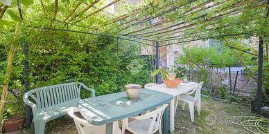 3 LOCALI A LA SPEZIA