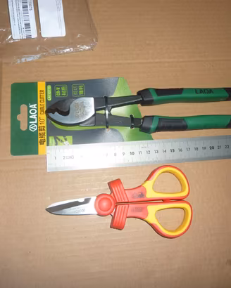 Set tranciacavi + forbice isolata 1000V VDE