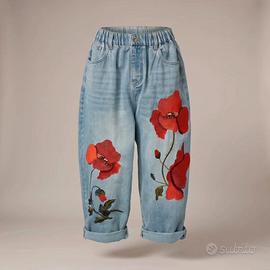 Jeans con ricamo di papaveri Wendy Trendy