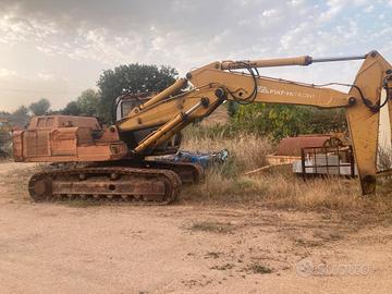 N.2 Escavatori Fiat-Hitachi 200  1991 + benne/mart