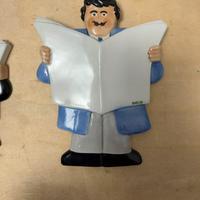 Ceramica ROBCA Vintage - Uomo con Giornale