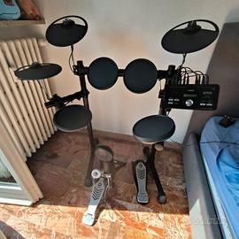 batteria elettrica Yamaha DTX 502