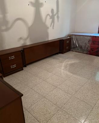 Testata letto matr. Comodini con luci + altro
