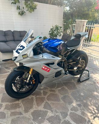 Yamaha r6