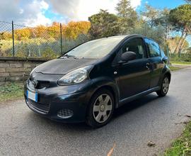 Toyota Aygo 1.0 5p nera