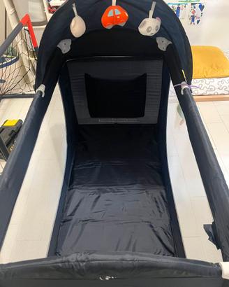 Lettino da campeggio CAM con cappottina e giochi