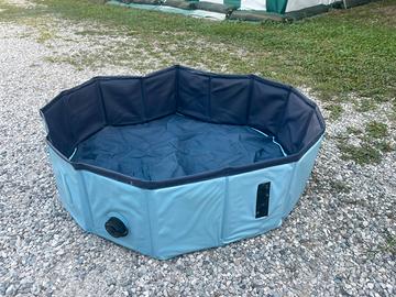Piscina pieghevole per cani